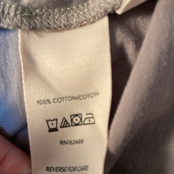 Gray Long Sleeve Crop Top - Picture 3 of 7